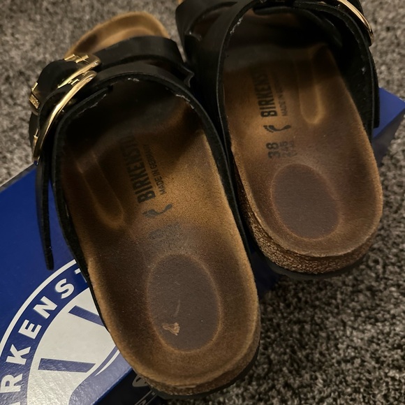 BIRKENSTOCK Arizona Big Buckle Slide Sandals in Black SIZE 7 - 7 1/2 (38) - Picture 13 of 13